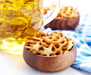 Beer with Pretzels, Crackers and Nuts