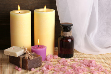 Bottle with aromatic oils with accessories for relaxation