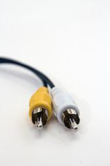 RCA wire yellow and white