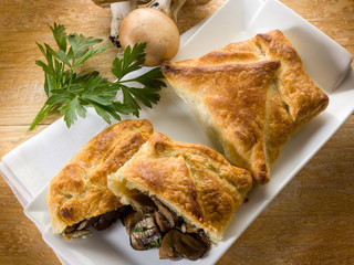 strudel stuffed with  mushroom