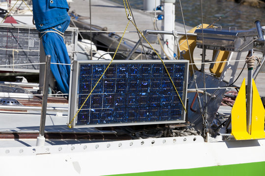 Photovoltaikmodule am Segelboot - Solar Panels on sailboat
