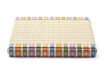 白背景に畳の台座