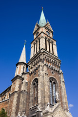 Fototapeta na wymiar Ferencvaros Church Tower w Budapeszcie