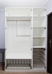 Fototapeta premium empty wardrobe
