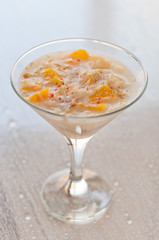 milk jelly with fruit