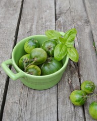 Green tomatos