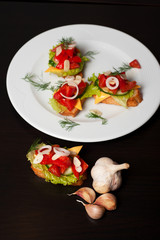 Toast with vegetables