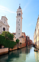 Fototapeta premium Typical Venice street