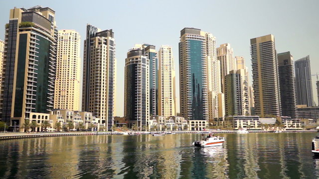 Motorboat in Marina Dubai