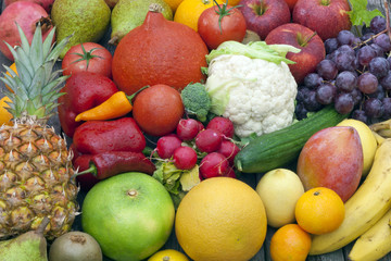 Fruits and vegetables mixed assortment