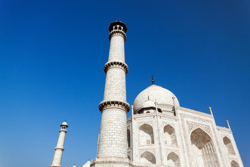 Fototapeta na wymiar Taj Mahal w Agra, Indien