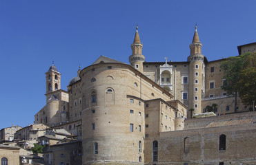 Fototapeta na wymiar Urbino - z perspektywy historii i kultury