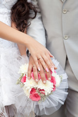 Obraz na płótnie Canvas Wedding hands