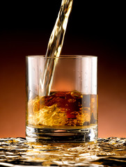 bicchiere di whisky