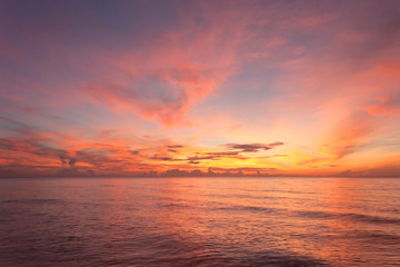 Fototapeta premium Sunrise at huahin beach, Thailand.