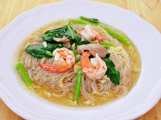 noodles with prawns
