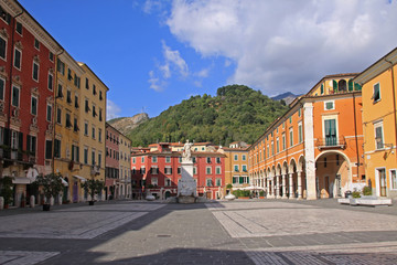 Carrara, Piazza Alberica - obrazy, fototapety, plakaty