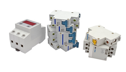 Automatic circuit breaker