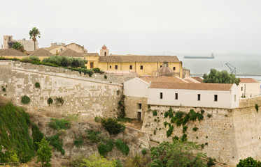 Fototapeta na wymiar Sardynia, Cagliari, ¯ydów getta i zabytkowe fortyfikacje