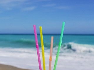 Fototapeta na wymiar napój plaża słoma