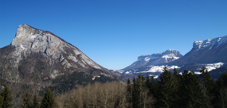 chartreuse - panorama de la vall&eacute;e des entremonts