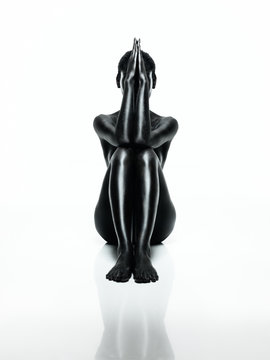 Fototapeta black and white nude woman geometric position