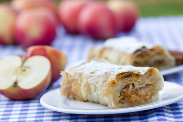 Apple strudel - apple pie