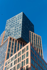 Obraz premium Geschäftshaus mit Büros