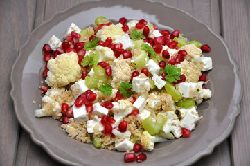 Blumenkohl Couscous Salat