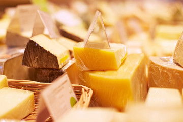 Käse in der Käsetheke