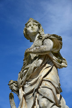 Skulptur in Schlosspark, Frankreich