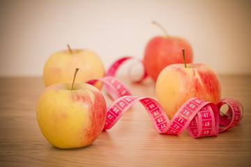 apples and measuring tape: fat loss