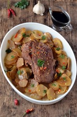 Meat baked with potatoes and soy sauce
