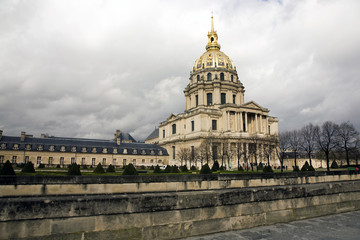 Fototapeta na wymiar Dome des Invalides