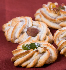 Sweet biscuits