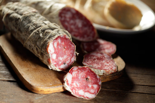 salame crudo italiano