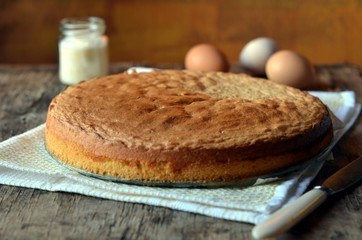 Biscuit cake