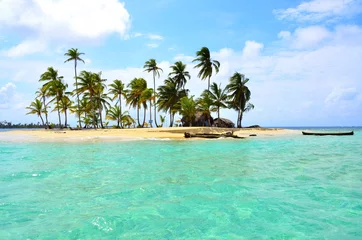 Meubelstickers Paradijs - strand op klein eiland © Simon Dannhauer