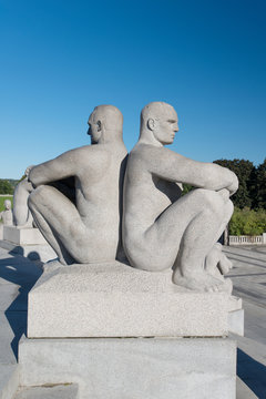 Vigeland park statues two man