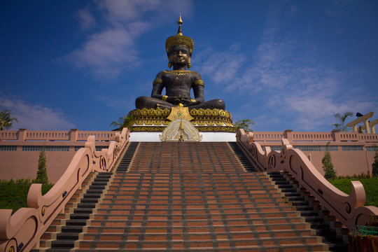 big Buddha image named Phra Buddha Maha Thammaracha in Traiphum