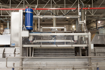 conveyor belt battery production