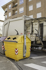 Naklejka premium Garbage truck