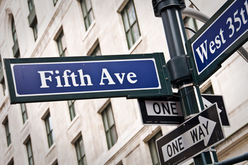 Obraz premium Panneau Fifth Avenue - New York USA