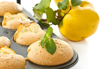 Muffins with quince