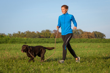 Frau und Hund
