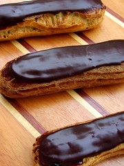 éclair au chocolat