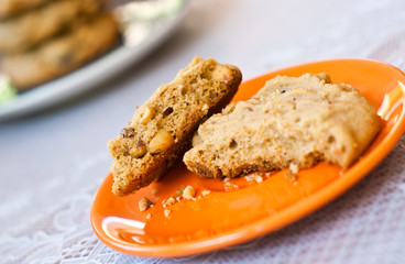 soft cookies with cashew nut anf rasin
