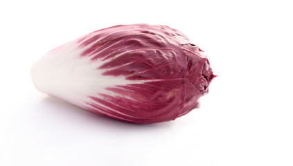 Une endive carmine