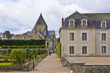 Fototapeta na wymiar Villandry Castle (Chateau) and traditional French gardens.