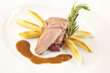 Kalbsfilet an Schuppfnudeln